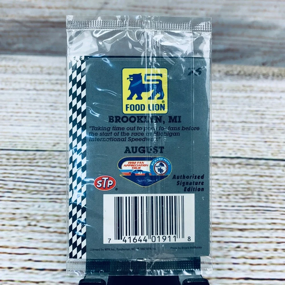 Food‎ Lion Richard Petty 1992 Fan Tour STP Brooklyn MI Signature Edition Sealed